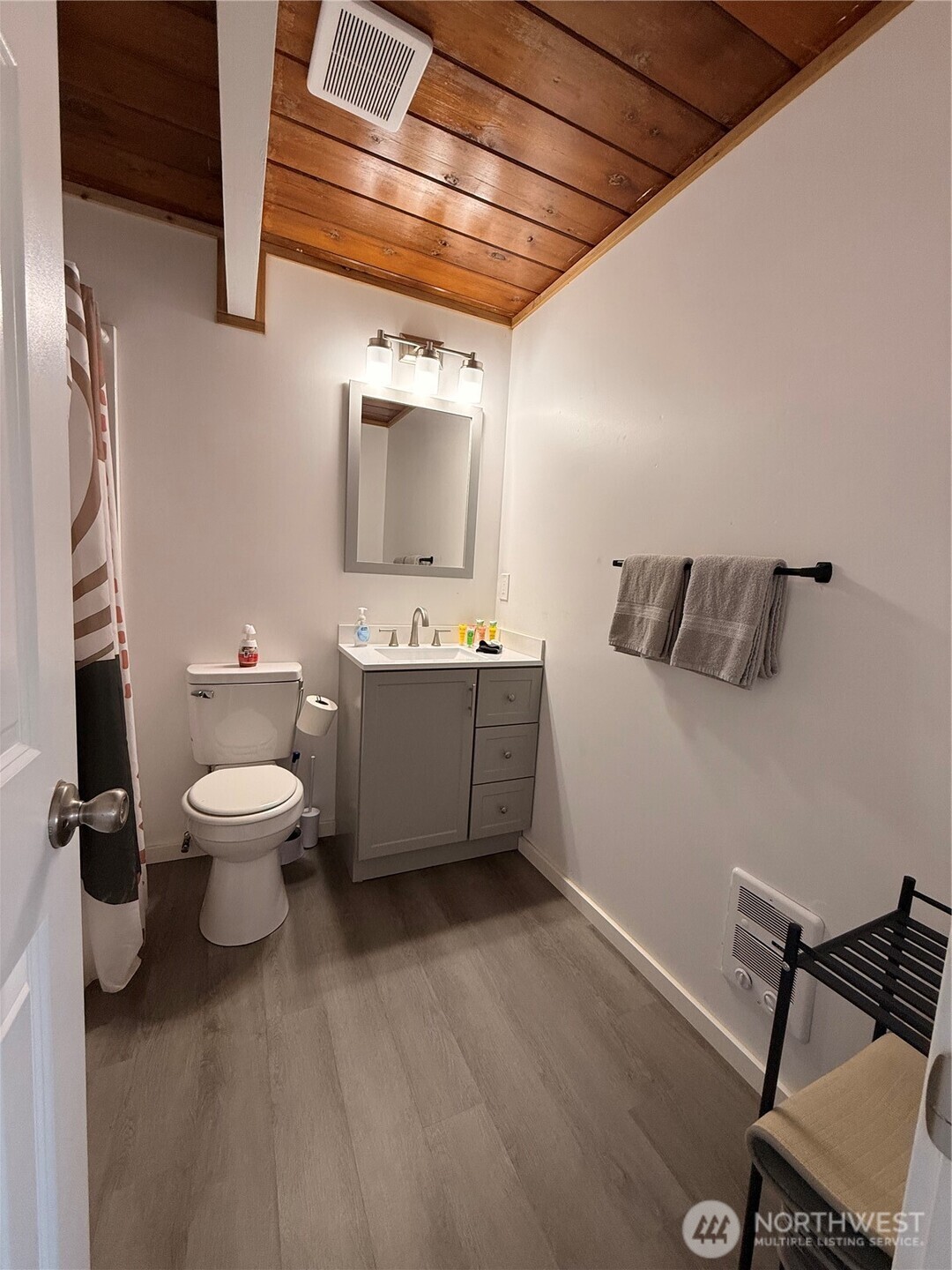 141 Barnacles Street NW Ocean Shores WA 98569