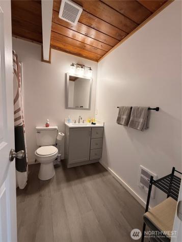 141 Barnacles Street NW Ocean Shores WA 98569