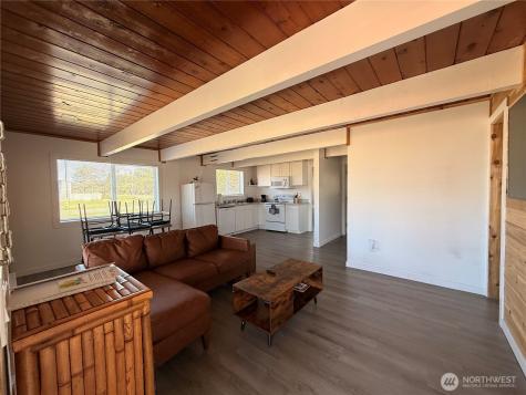 141 Barnacles Street NW Ocean Shores WA 98569