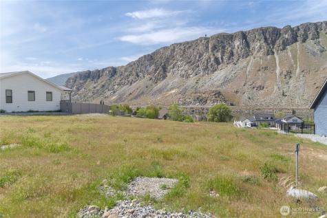13 E Shore Court Orondo WA 98843