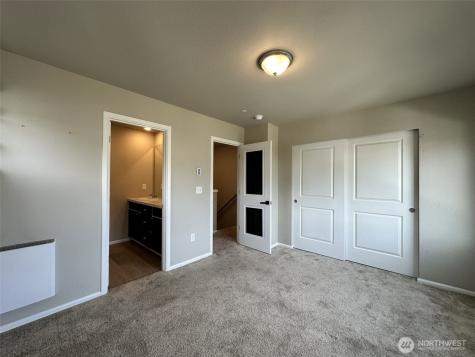 17541 110th Ave E Puyallup WA 98374
