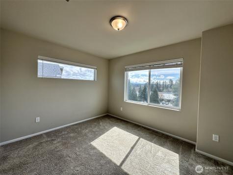 17541 110th Ave E Puyallup WA 98374