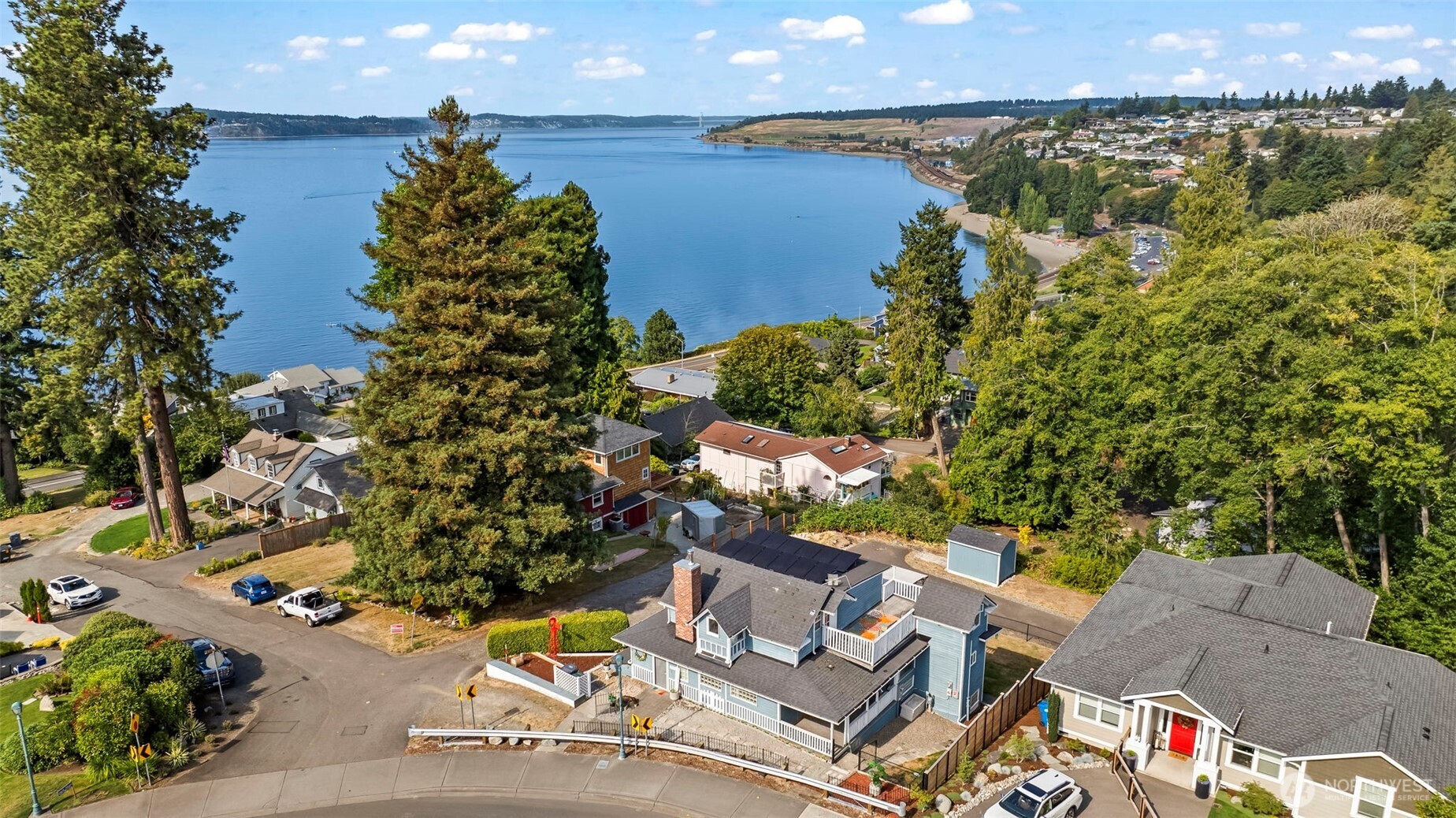 303 Puyallup Street Steilacoom WA 98388
