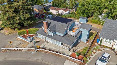 303 Puyallup Street Steilacoom WA 98388