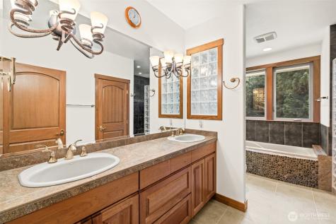 894 Freshwater Park Port Angeles WA 98363