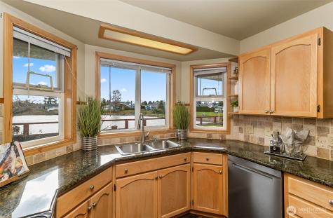 5479 Salish Road Blaine WA 98230