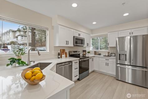 2957 142nd Place SE Bellevue WA 98007