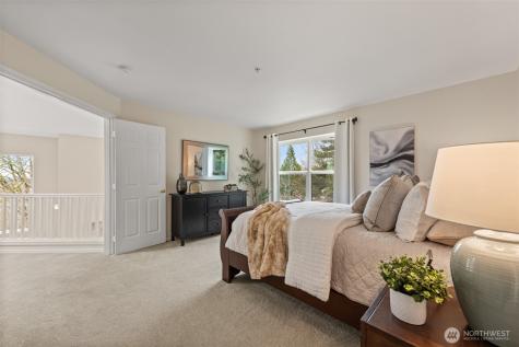 2957 142nd Place SE Bellevue WA 98007
