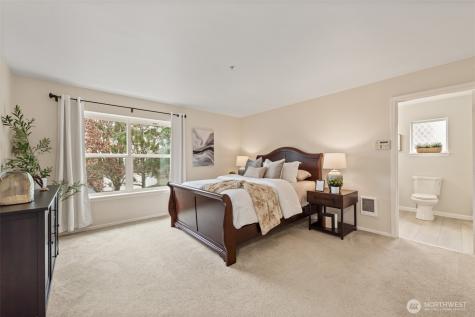 2957 142nd Place SE Bellevue WA 98007