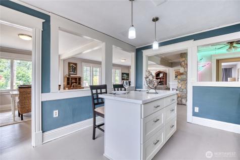 1379 Gulf Road Point Roberts WA 98281