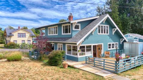1379 Gulf Road Point Roberts WA 98281