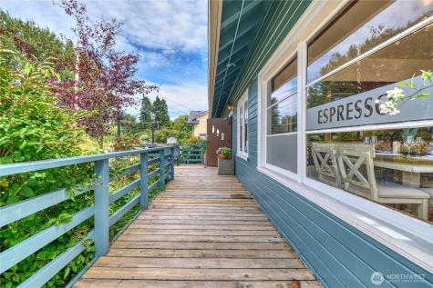 1379 Gulf Road Point Roberts WA 98281