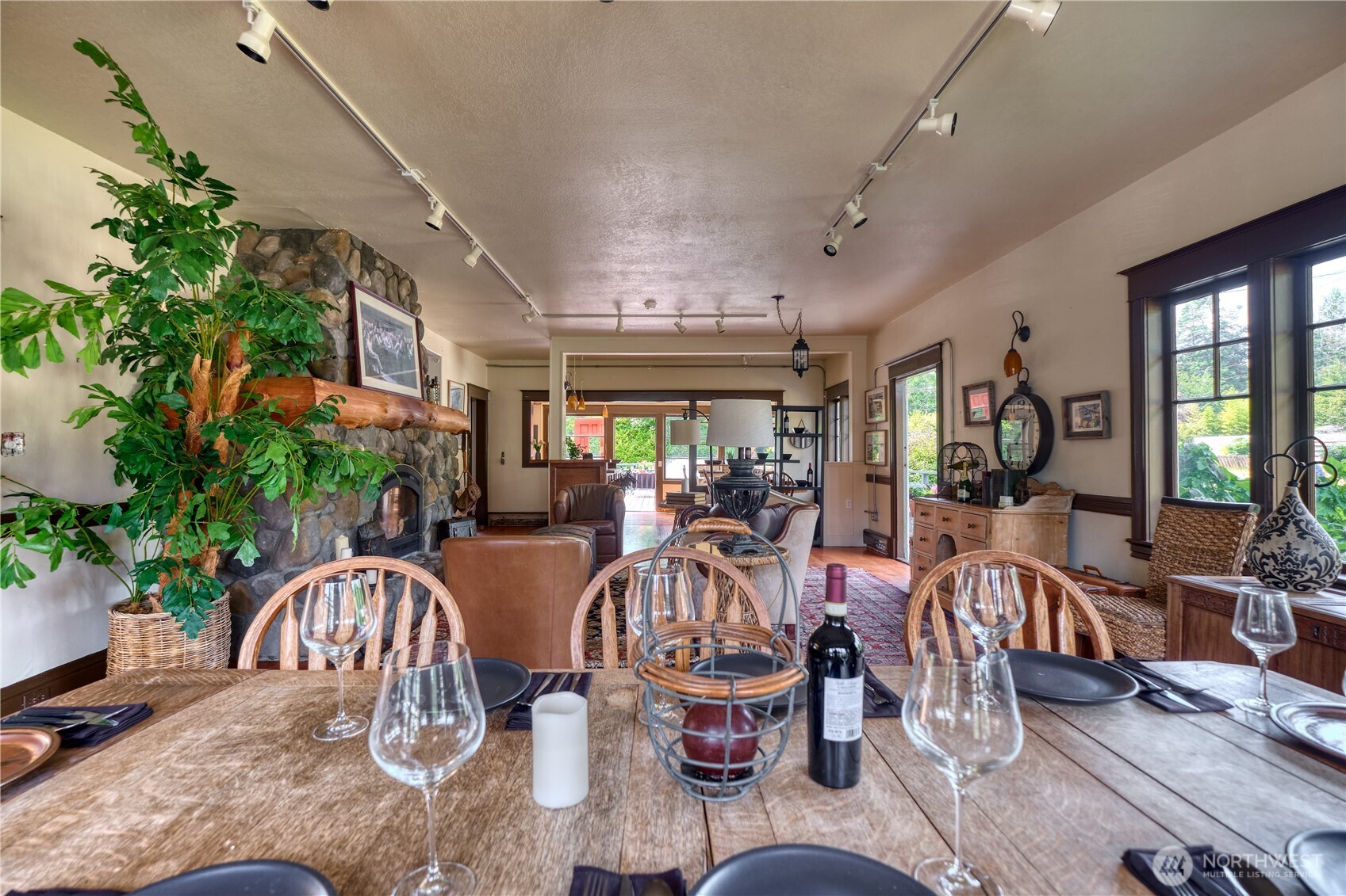 1379 Gulf Road Point Roberts WA 98281