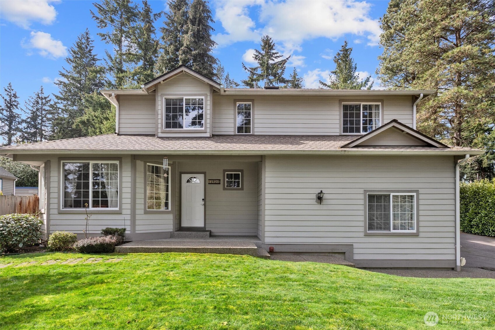 19207 Firlands Way N Shoreline WA 98133