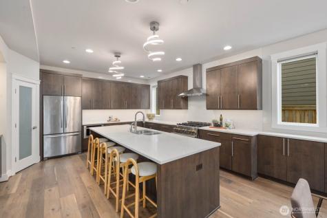 11500 174th Avenue NE Redmond WA 98052