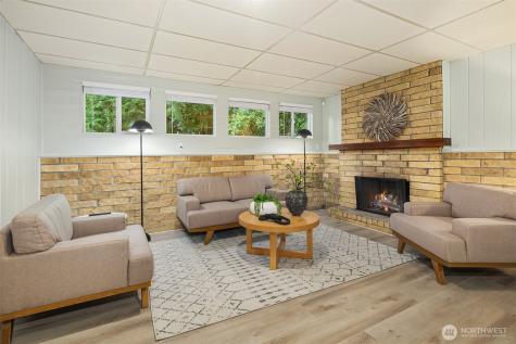 17014 NE 28th Place Bellevue WA 98008