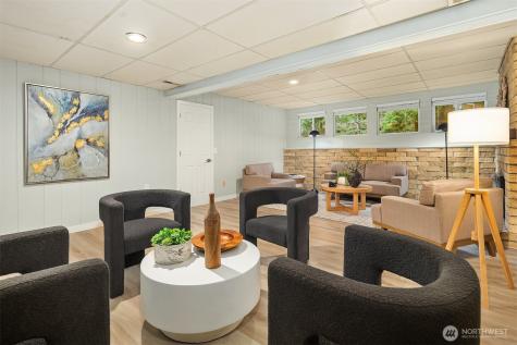 17014 NE 28th Place Bellevue WA 98008