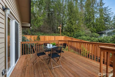 17014 NE 28th Place Bellevue WA 98008