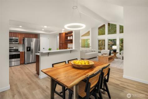 17014 NE 28th Place Bellevue WA 98008