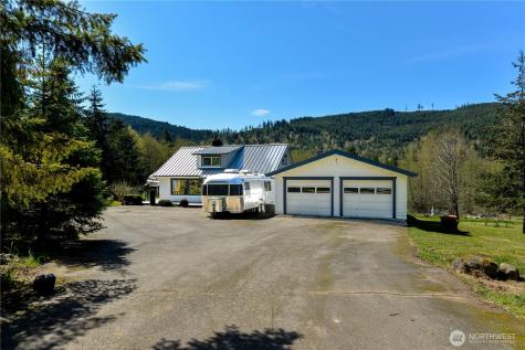 2332 Black Diamond Road Port Angeles WA 98363