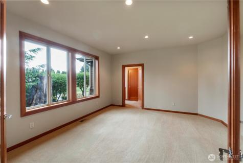 2604 100th Avenue E Edgewood WA 98371
