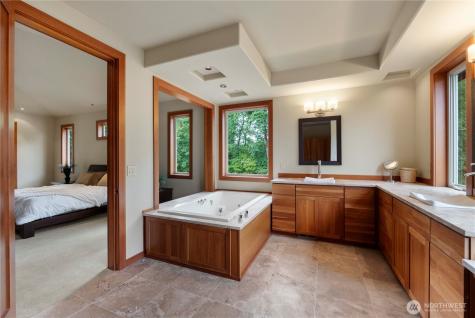 2604 100th Avenue E Edgewood WA 98371
