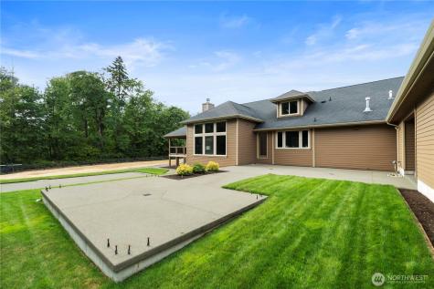 2604 100th Avenue E Edgewood WA 98371