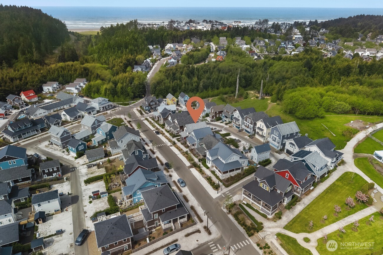 74 Horizon Street Pacific Beach WA 98571