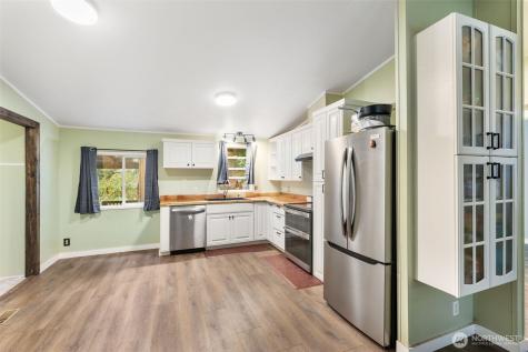 42037 Pine Street Concrete WA 98237