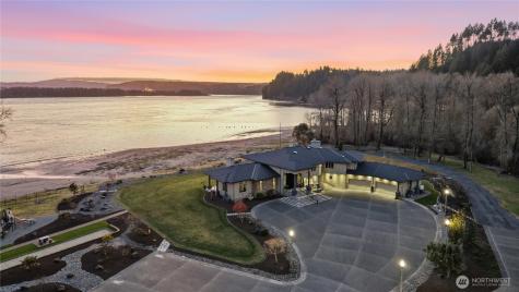 266 Columbia Point Road Longview WA 98632