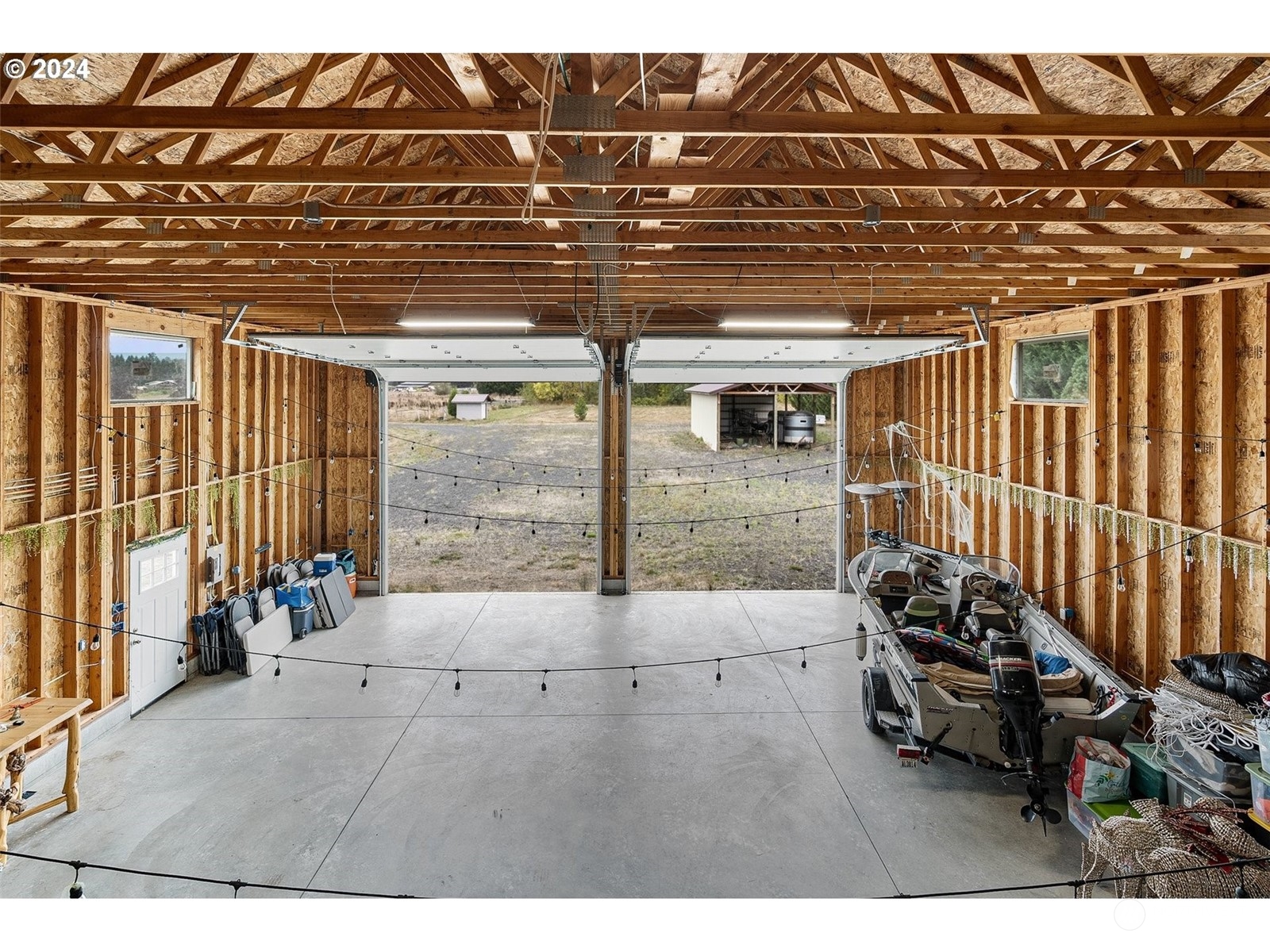 143 Smokey Valley Road Toledo WA 98591