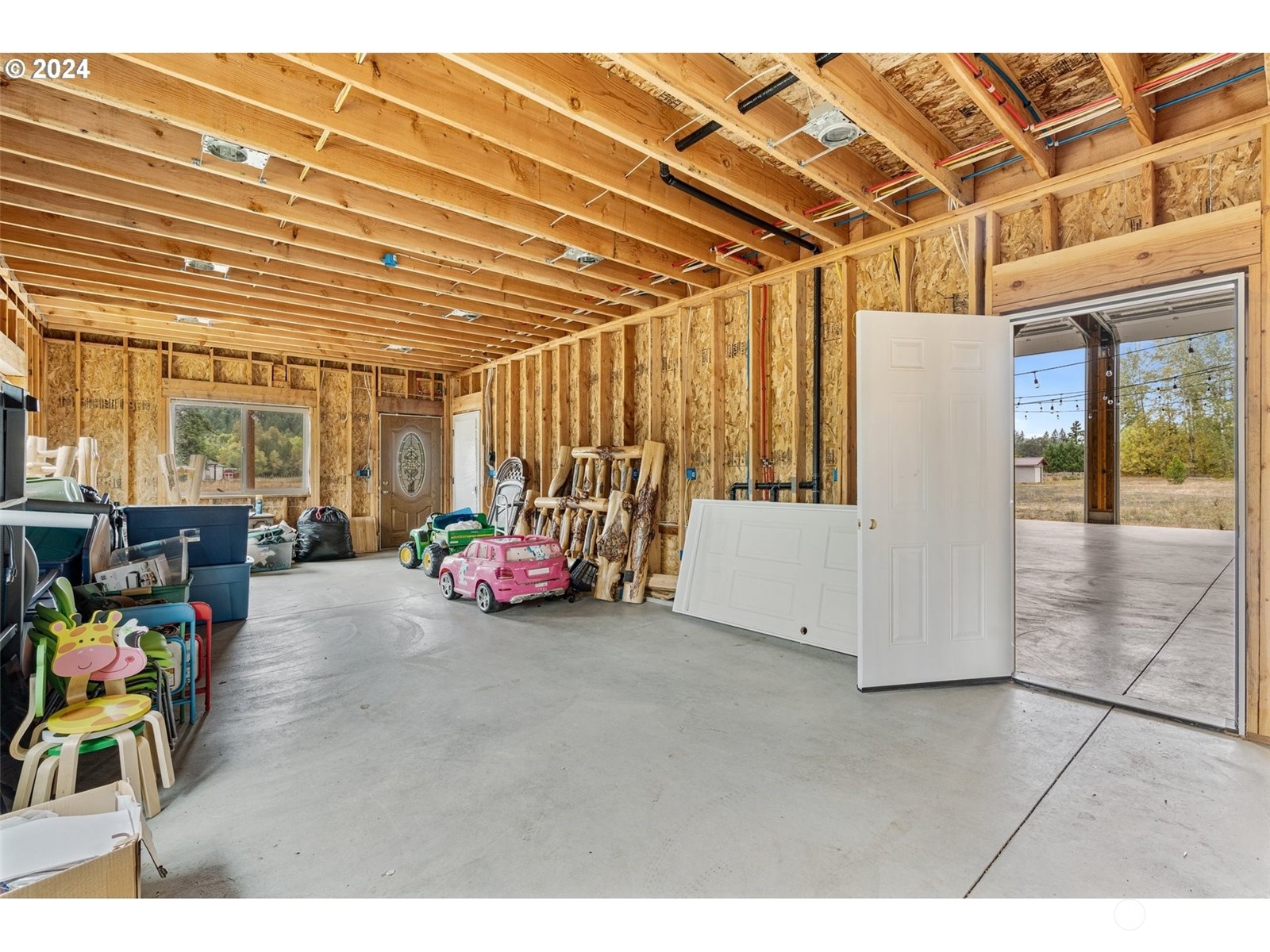 143 Smokey Valley Road Toledo WA 98591