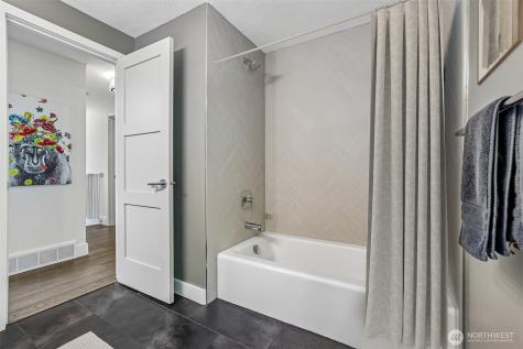 12022 210th Place SE Issaquah WA 98027