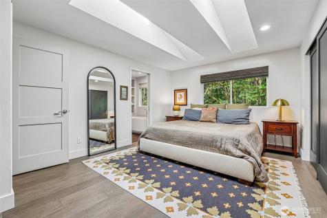 12022 210th Place SE Issaquah WA 98027