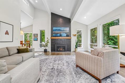 12022 210th Place SE Issaquah WA 98027