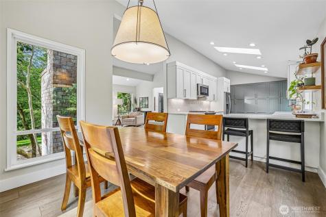 12022 210th Place SE Issaquah WA 98027
