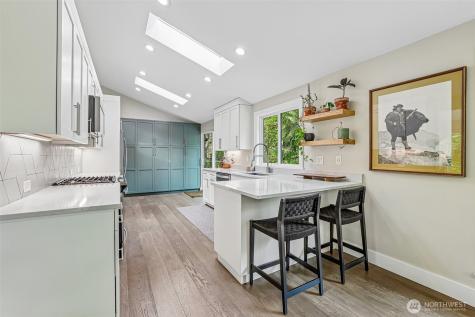 12022 210th Place SE Issaquah WA 98027