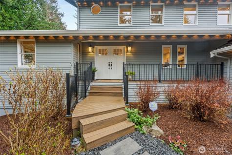 13716 106th Street E Puyallup WA 98374