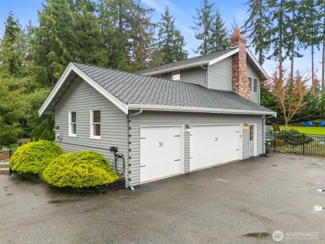 13716 106th Street E Puyallup WA 98374