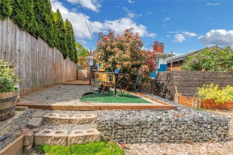 5014 35th Avenue SW Seattle WA 98126
