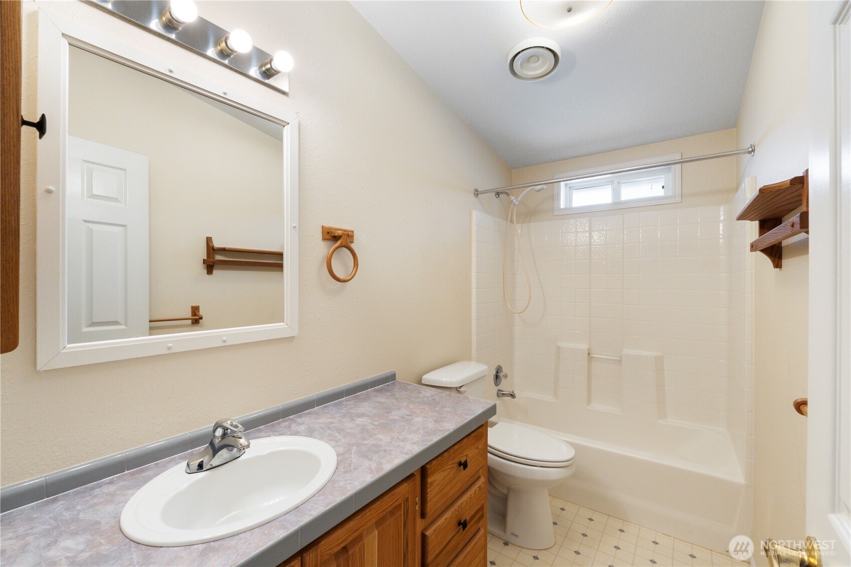 14002 70th Street Ct E Sumner WA 98390