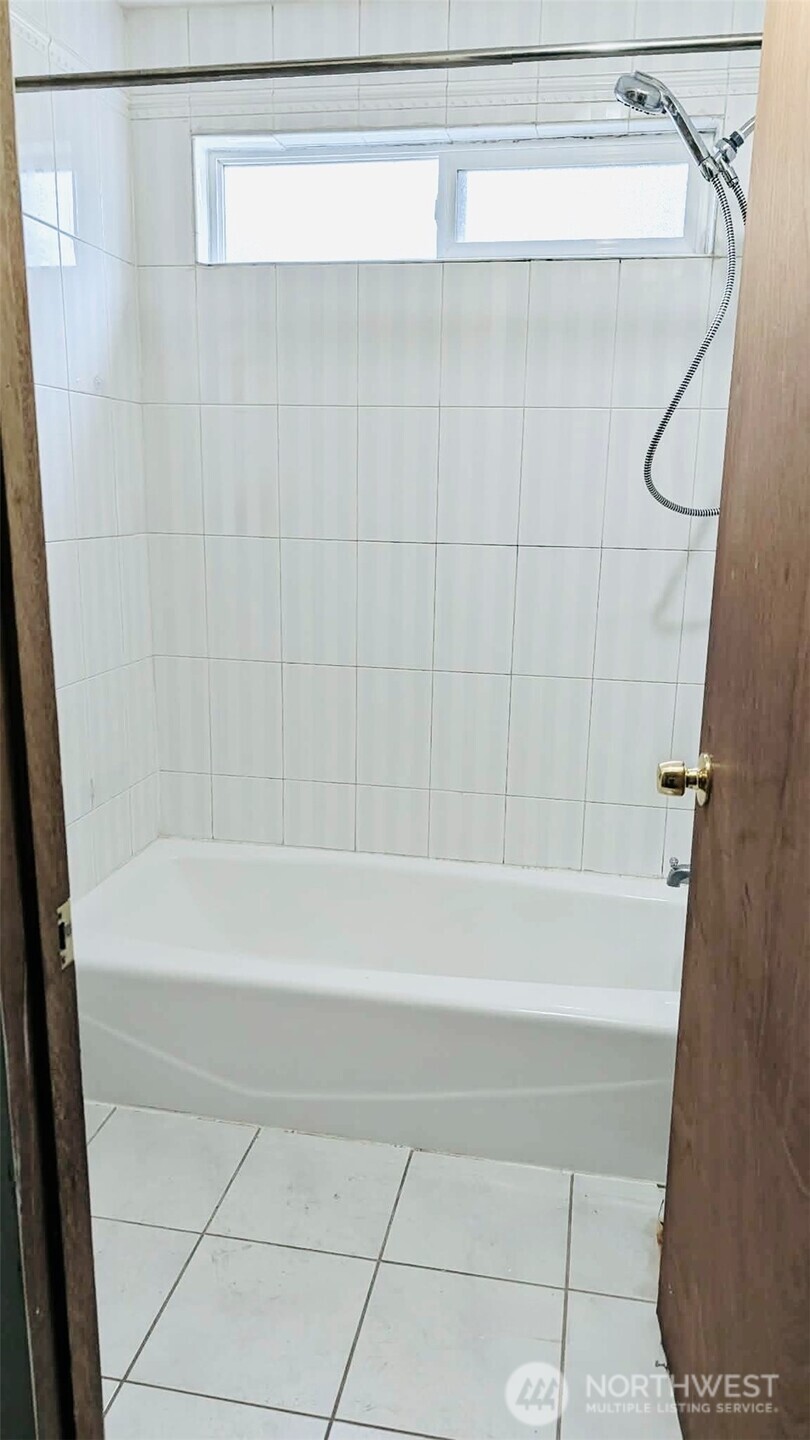 3610 S 173rd Street Seatac WA 98188
