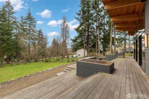 1502 Holcomb Street Port Townsend WA 98368