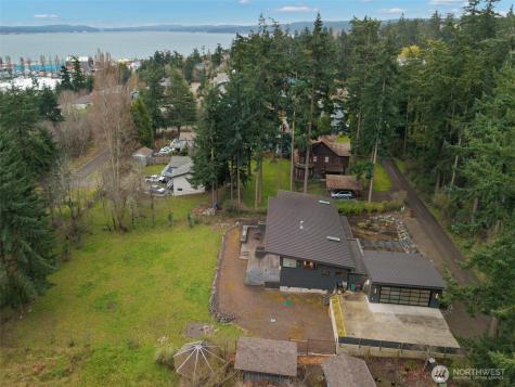 1502 Holcomb Street Port Townsend WA 98368