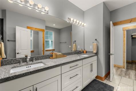 6827 Forest Ridge Drive Wenatchee WA 98801