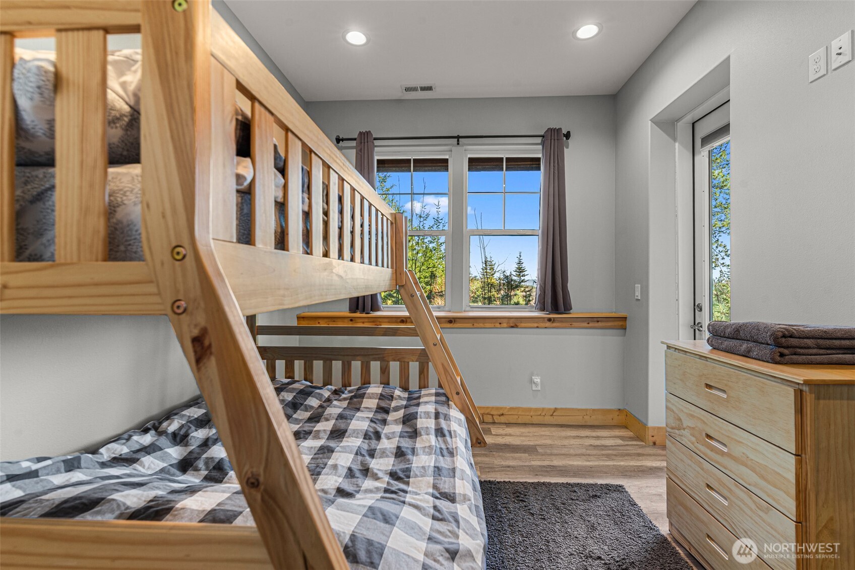 6827 Forest Ridge Drive Wenatchee WA 98801