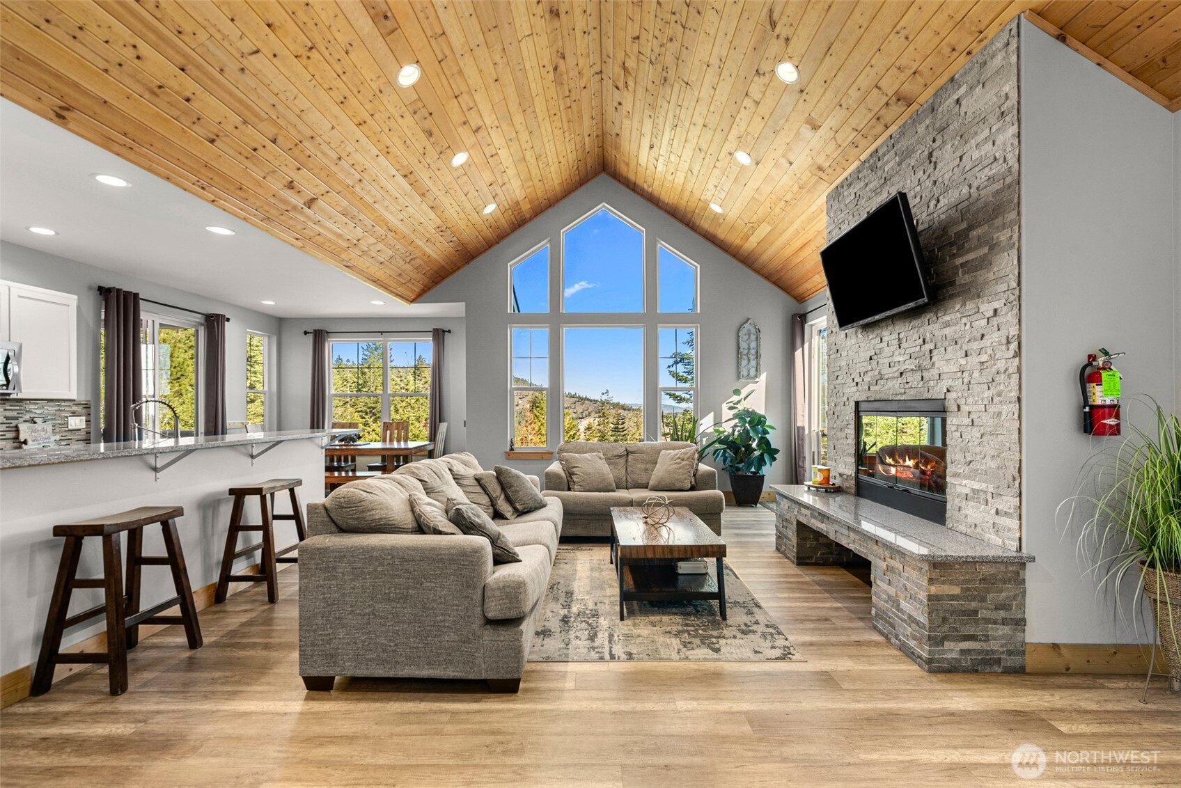 6827 Forest Ridge Drive Wenatchee WA 98801