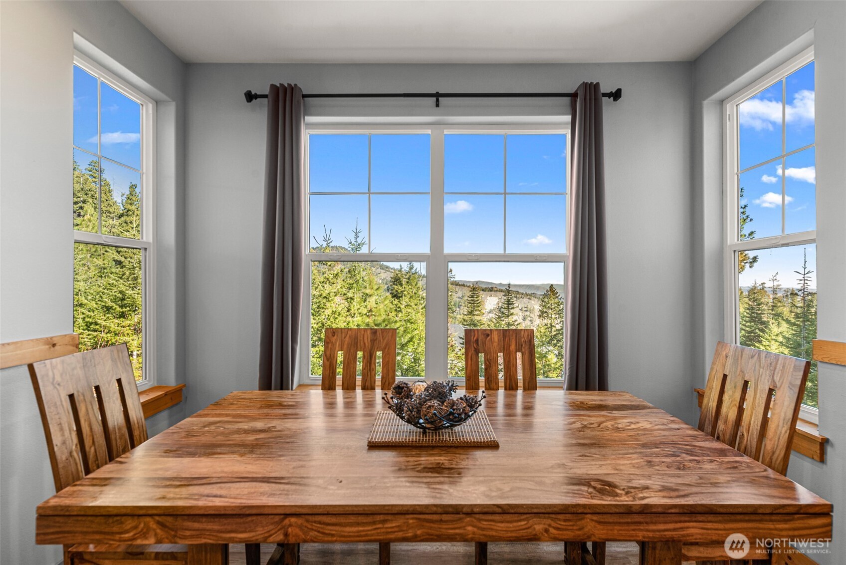 6827 Forest Ridge Drive Wenatchee WA 98801