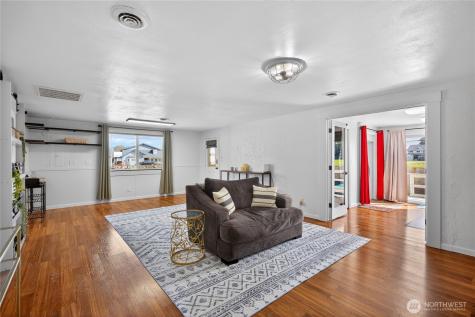 14612 Avon Allen Road Mount Vernon WA 98273