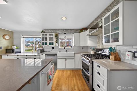 14612 Avon Allen Road Mount Vernon WA 98273